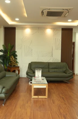 The waiting lounge at Elite Dental Clinic in Kondapur